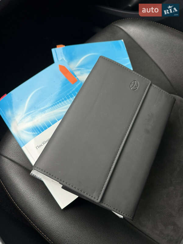 Седан Toyota Camry 2017 в Киеве