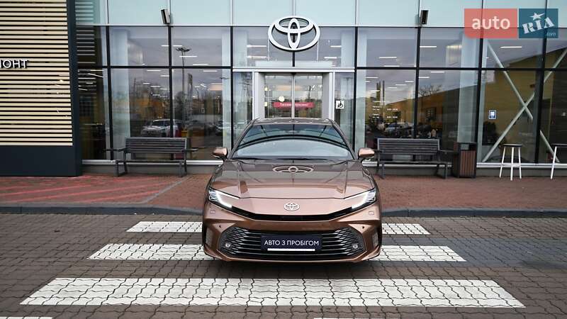 Седан Toyota Camry 2024 в Киеве фото 5 Седан Toyota Camry 2024 в Киеве