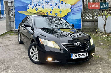 Седан Toyota Camry 2007 в Киеве