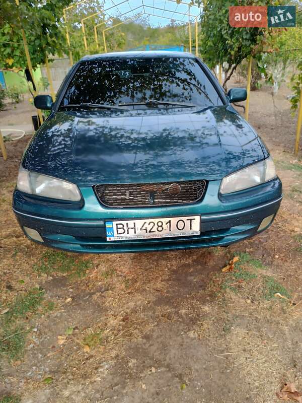 Седан Toyota Camry 1998 в Белгороде-Днестровском