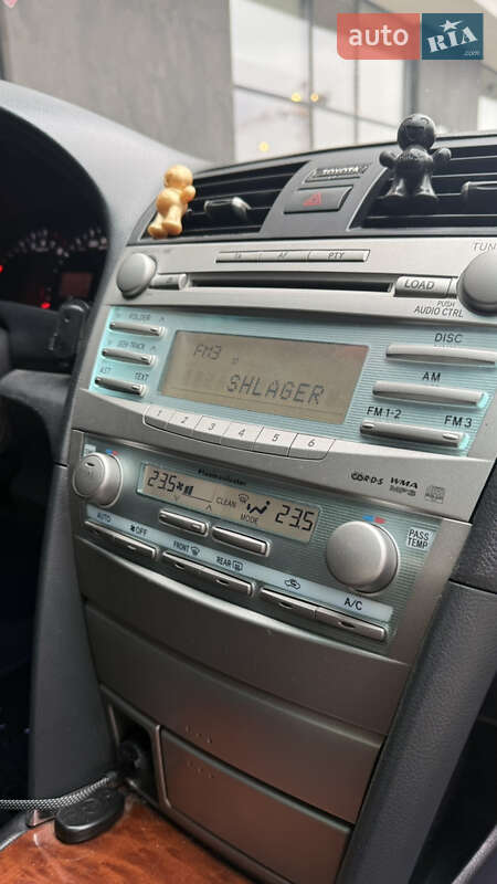 Седан Toyota Camry 2008 в Ужгороді