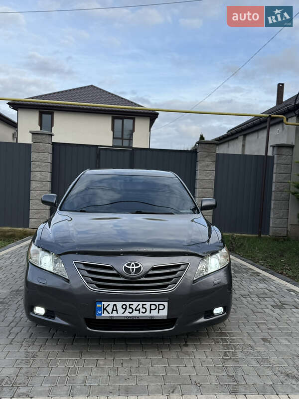 Седан Toyota Camry 2008 в Одессе