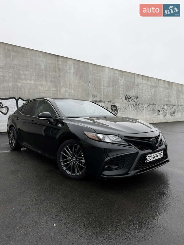 Toyota Camry 2023