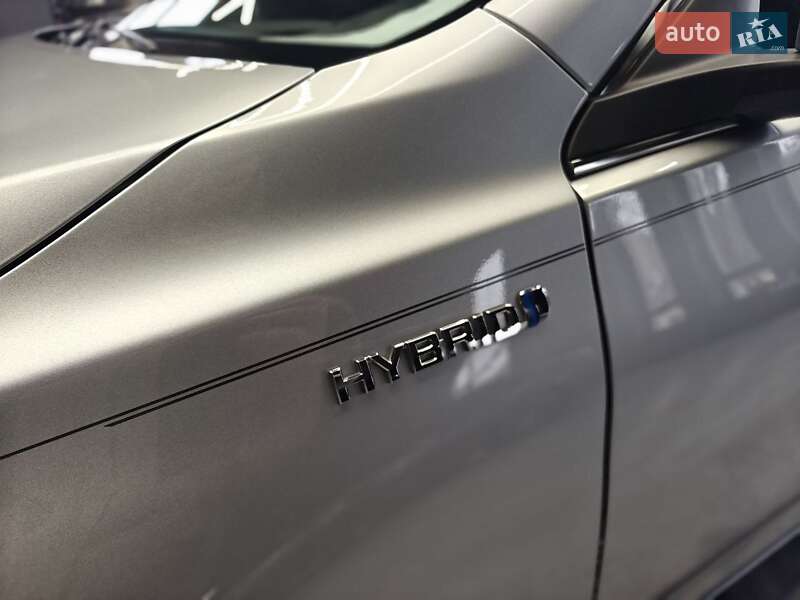 Седан Toyota Camry 2017 в Киеве