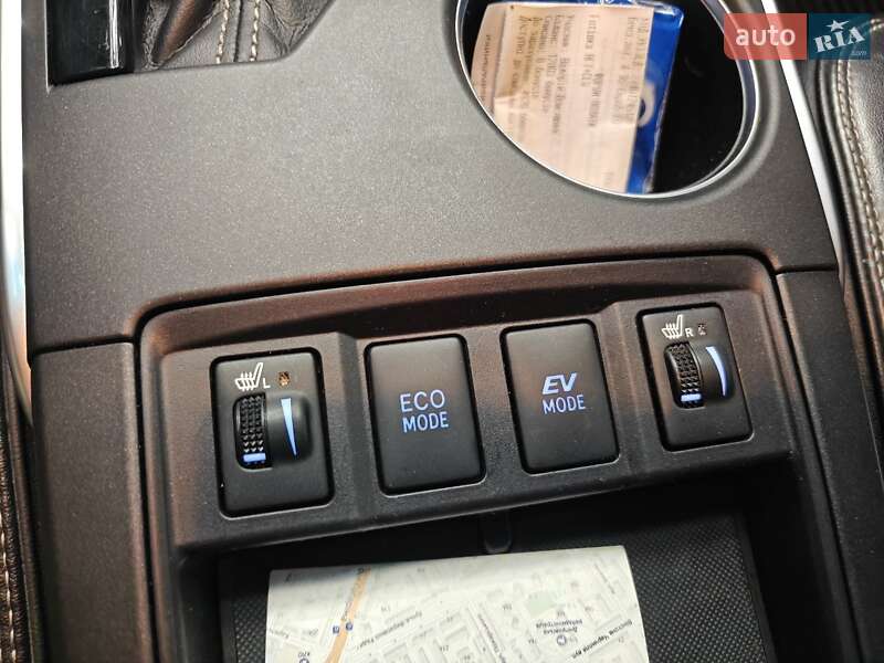 Седан Toyota Camry 2017 в Киеве