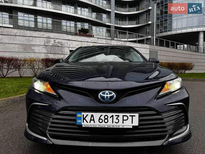 Toyota Camry 2022