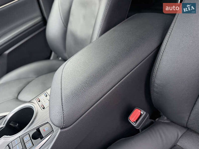 Седан Toyota Camry 2023 в Києві фото 69 Седан Toyota Camry 2023 в Києві