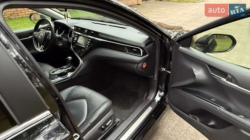 Седан Toyota Camry 2019 в Киеве фото 13 Седан Toyota Camry 2019 в Киеве