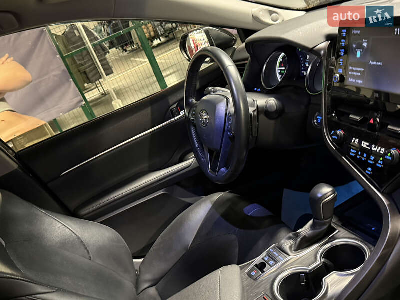 Седан Toyota Camry 2021 в Харкові