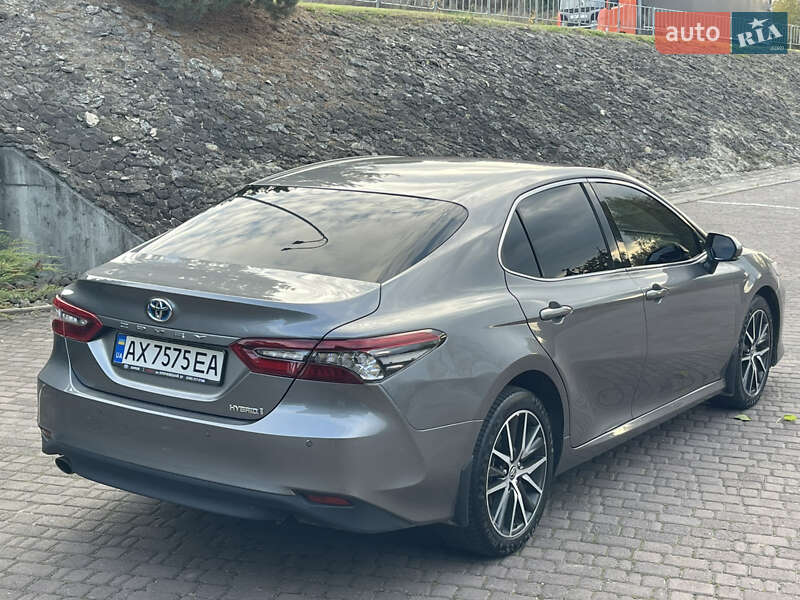 Седан Toyota Camry 2023 в Ровно фото 15 Седан Toyota Camry 2023 в Ровно