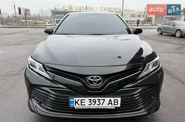 Седан Toyota Camry 2019 в Кривому Розі