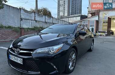 Седан Toyota Camry 2015 в Києві