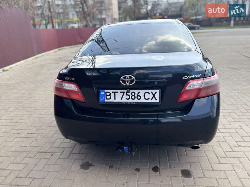 Седан Toyota Camry 2007 в Николаеве