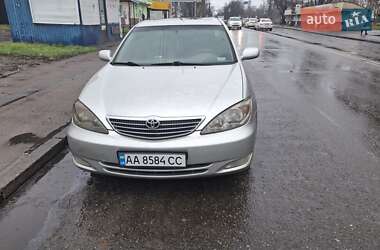 Седан Toyota Camry 2003 в Киеве