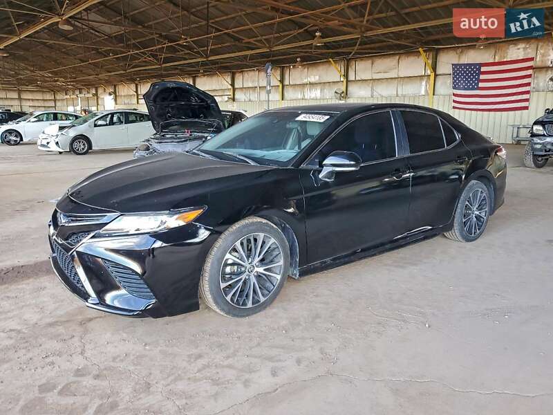 Toyota Camry 2020