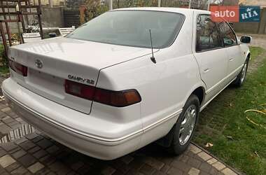 Седан Toyota Camry 1999 в Одесі