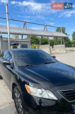 Седан Toyota Camry 2007 в Львові