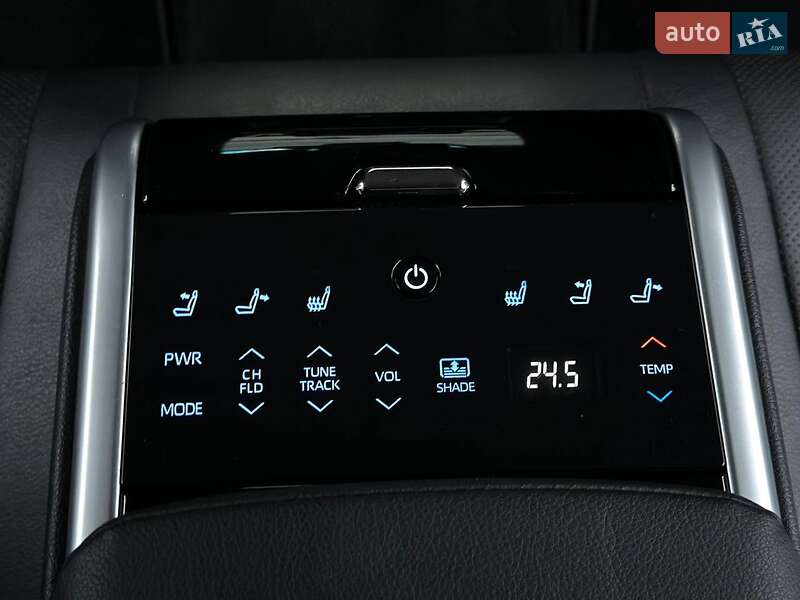 Седан Toyota Camry 2023 в Луцке фото 20 Седан Toyota Camry 2023 в Луцке