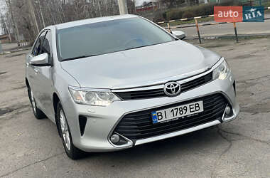 Седан Toyota Camry 2014 в Кременчуці