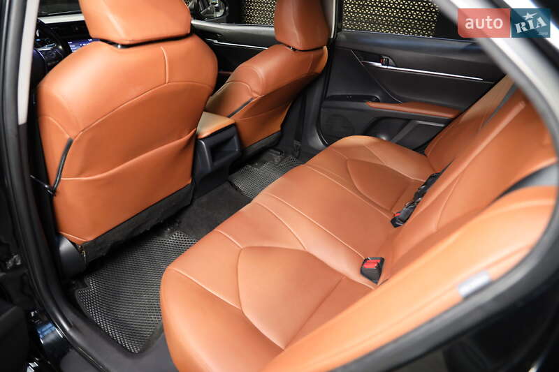 Седан Toyota Camry 2017 в Луцке фото 21 Седан Toyota Camry 2017 в Луцке