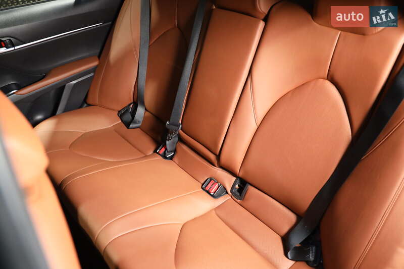 Седан Toyota Camry 2017 в Луцке фото 23 Седан Toyota Camry 2017 в Луцке