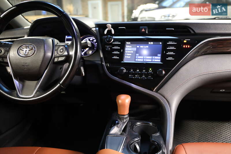 Седан Toyota Camry 2017 в Луцке фото 33 Седан Toyota Camry 2017 в Луцке
