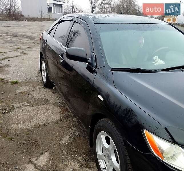 Седан Toyota Camry 2008 в Києві