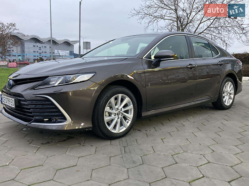 Седан Toyota Camry 2023 в Одессе