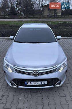 Седан Toyota Camry 2015 в Врадіївці