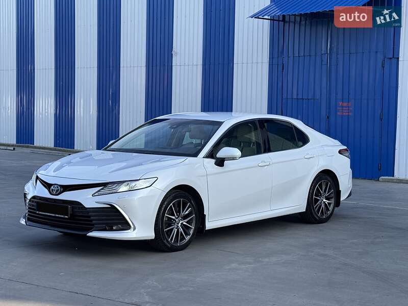 Седан Toyota Camry 2021 в Одесі