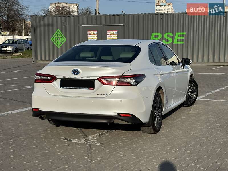 Седан Toyota Camry 2021 в Одесі