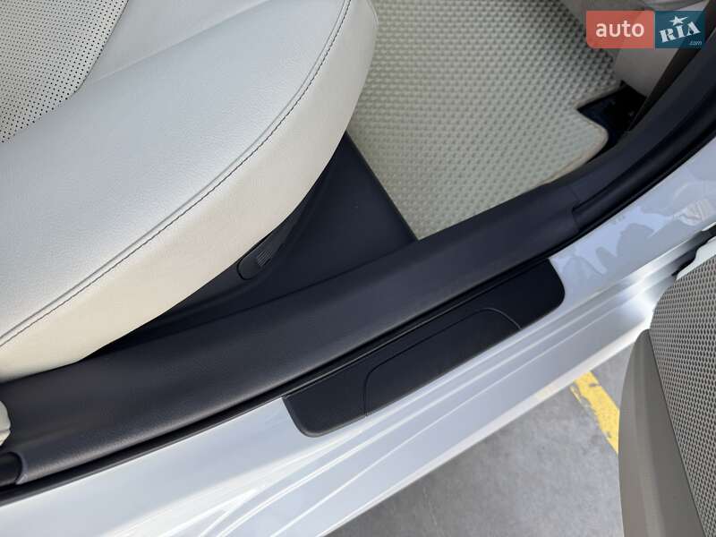 Седан Toyota Camry 2021 в Одесі