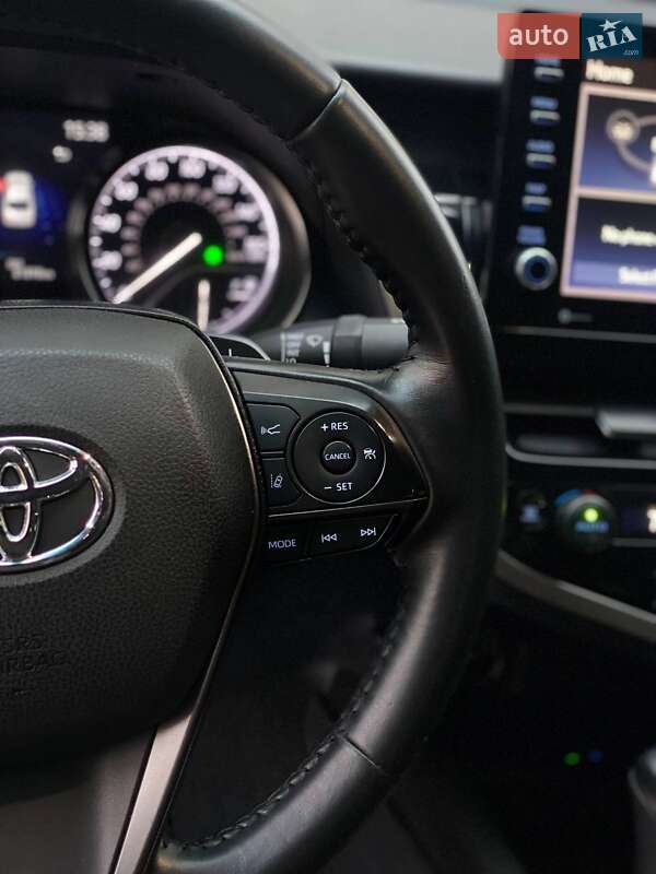 Седан Toyota Camry 2020 в Киеве фото 35 Седан Toyota Camry 2020 в Киеве