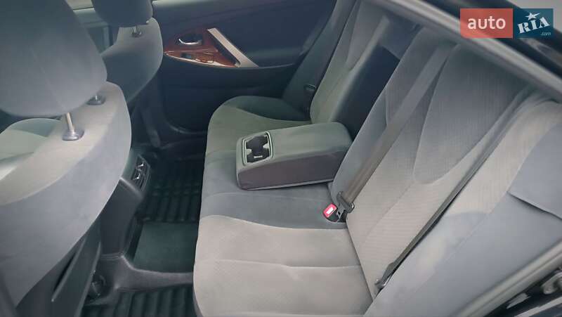 Седан Toyota Camry 2008 в Барышевке