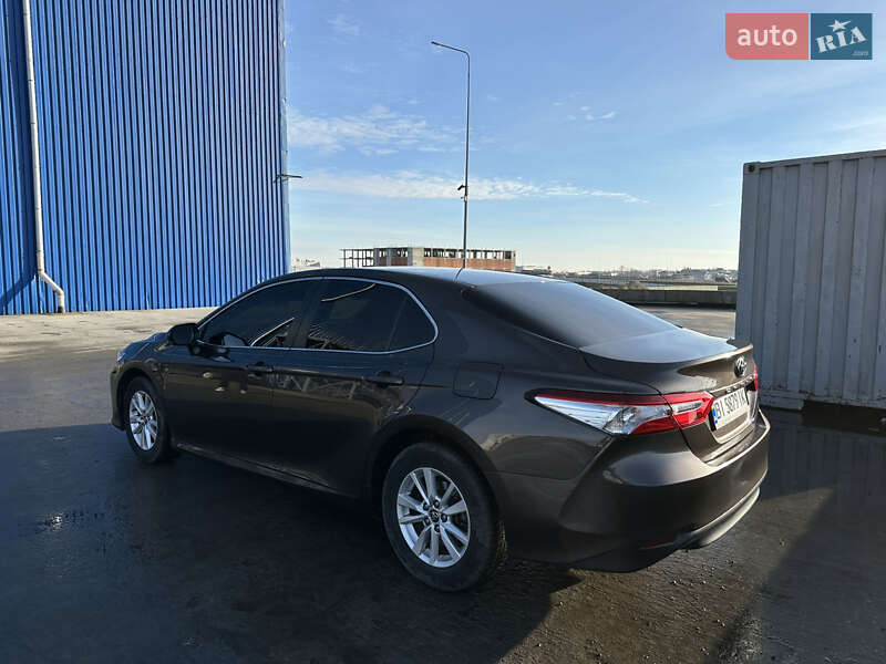 Toyota Camry 2018