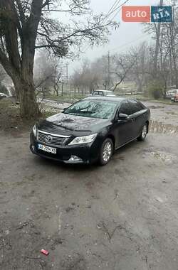 Седан Toyota Camry 2012 в Новомосковске