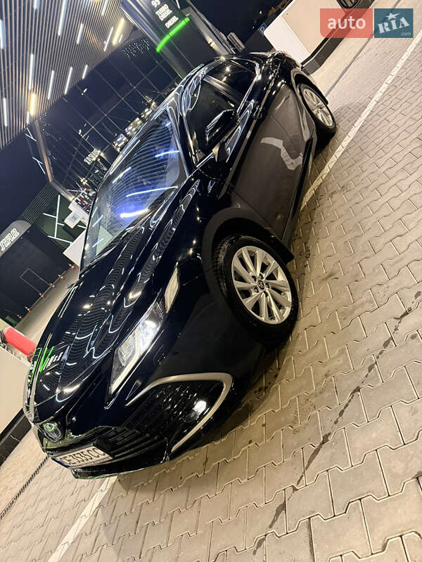 Седан Toyota Camry 2021 в Черновцах фото 12 Седан Toyota Camry 2021 в Черновцах