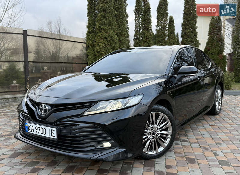 Toyota Camry 2017
