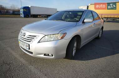 Седан Toyota Camry 2007 в Запорожье