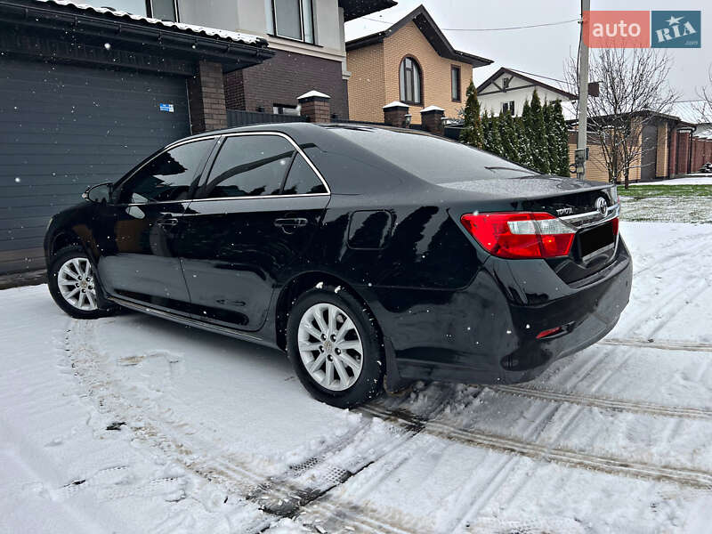 Седан Toyota Camry 2011 в Киеве фото 88 Седан Toyota Camry 2011 в Киеве