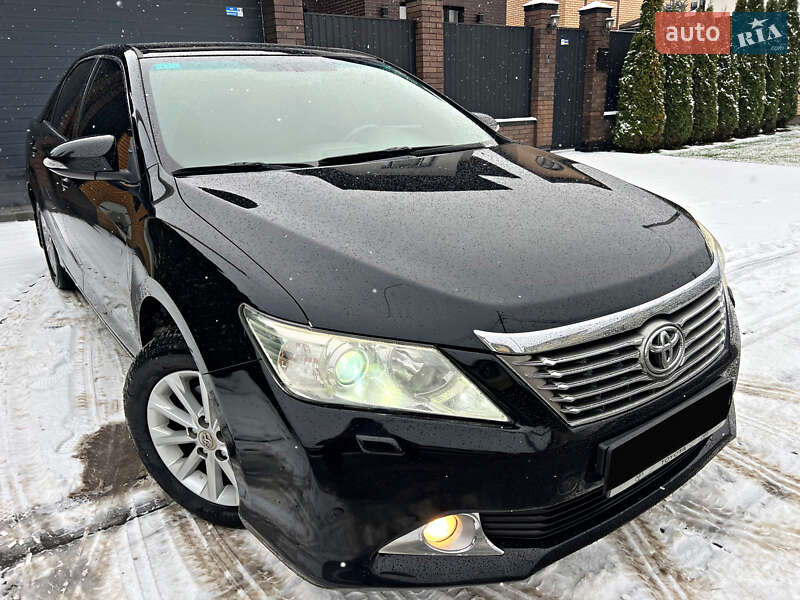 Седан Toyota Camry 2011 в Киеве фото 13 Седан Toyota Camry 2011 в Киеве