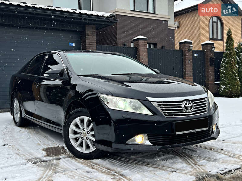 Седан Toyota Camry 2011 в Киеве фото 100 Седан Toyota Camry 2011 в Киеве