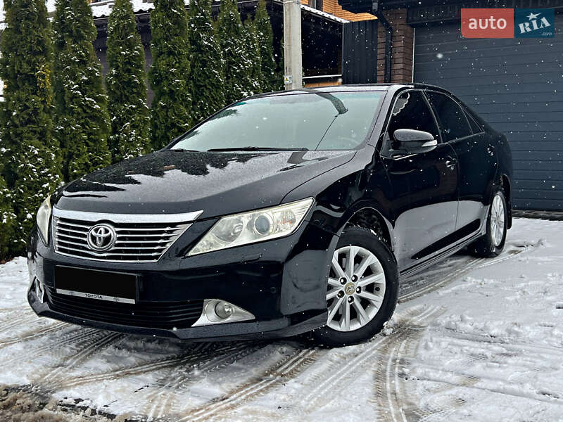 Седан Toyota Camry 2011 в Киеве фото 80 Седан Toyota Camry 2011 в Киеве