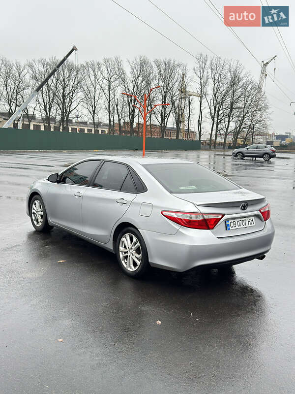 Седан Toyota Camry 2014 в Чернігові