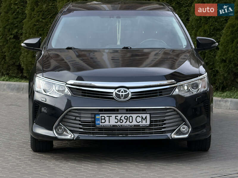 Седан Toyota Camry 2015 в Одессе