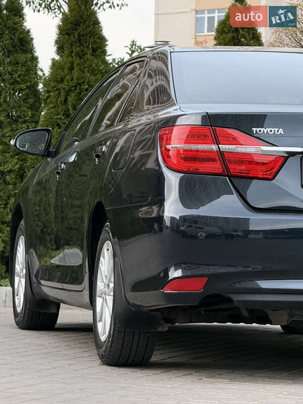 Седан Toyota Camry 2015 в Одессе