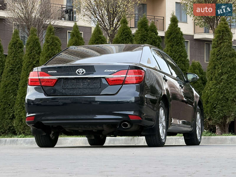 Седан Toyota Camry 2015 в Одессе