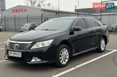 Седан Toyota Camry 2012 в Києві