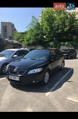 Седан Toyota Camry 2008 в Києві