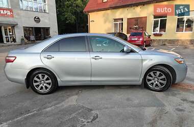 Седан Toyota Camry 2007 в Києві